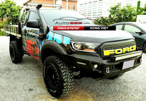 Mặt ga lăng dành cho xe Ford Ranger